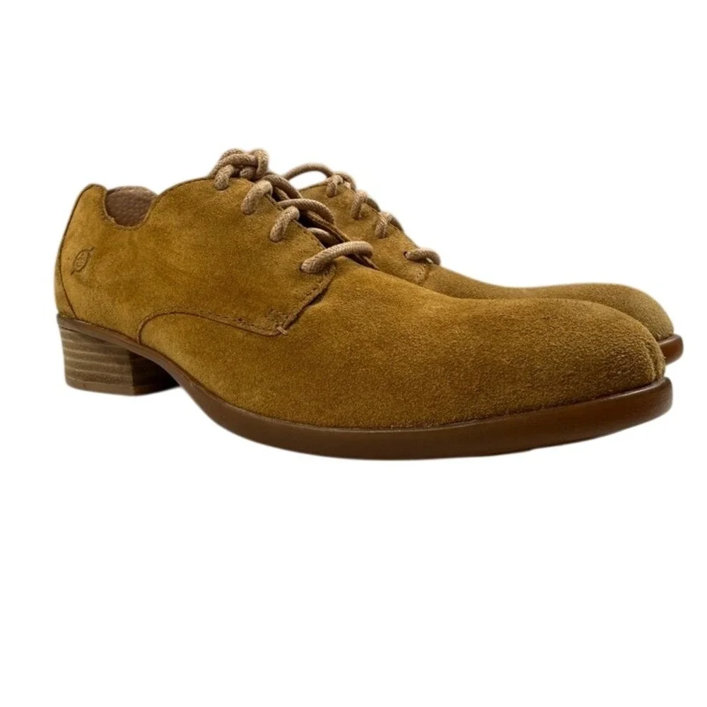Born tan suede